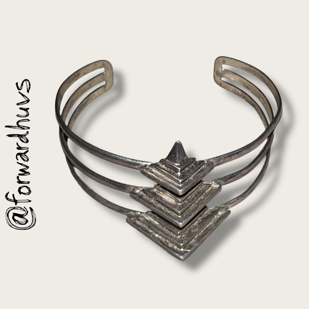 Sterling Silver Pyramid Cuff Bracelet Set – 28.25g – Geometric Design – Marked 9